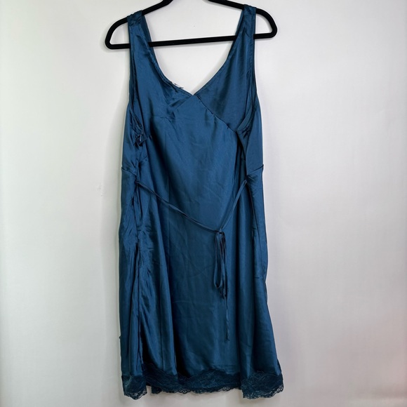 Princess Polly ATHENIA MINI DRESS NAVY Plus Size 20 - Picture 11 of 15